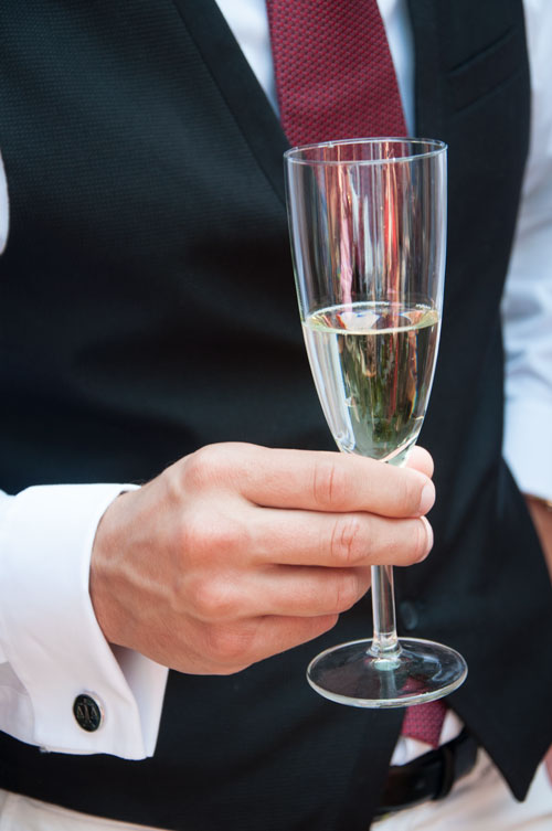 Chicago wedding photo champagne toast