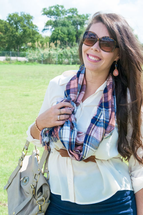 How to wear a scarf in the fall